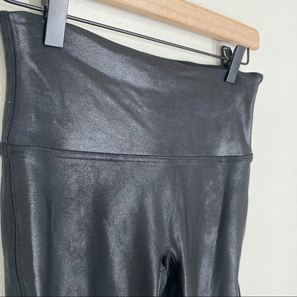 SPANX | NWT black faux leather legging size M
